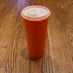 Tupperware Orange Drinkware Tumbler with Secure Lid